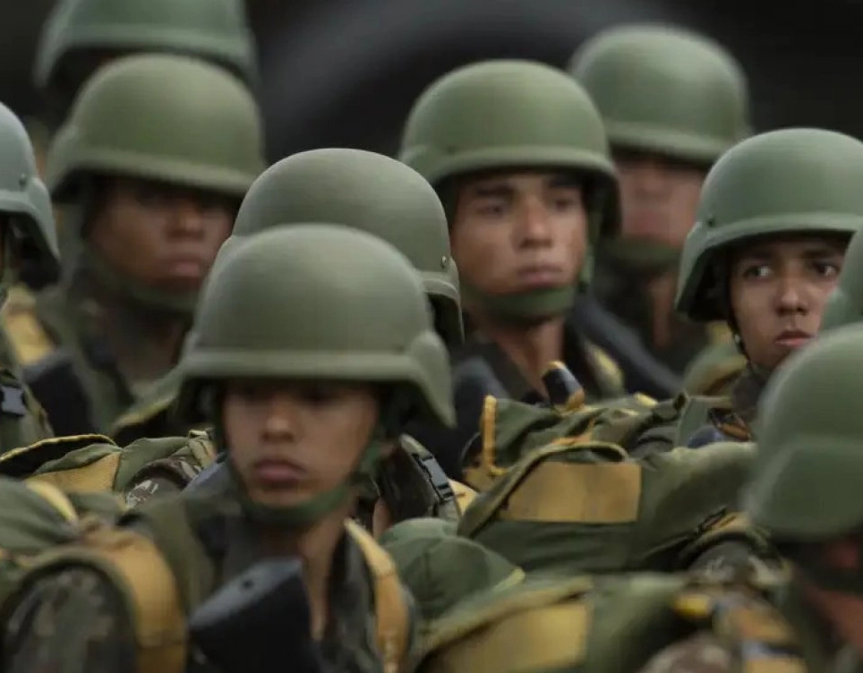 Senado aprova reajuste salarial para militares com impacto bilionário