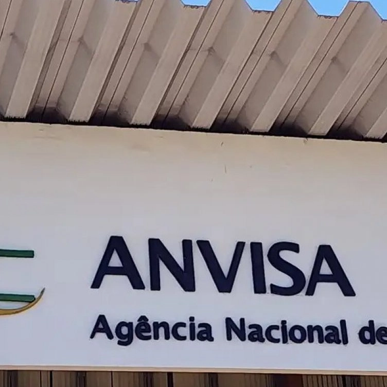 Anvisa proíbe comercializção de marca de suplementos por falta de licença sanitária