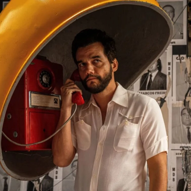 'O Agente Secreto': filme com Wagner Moura é ovacionado em Brasília