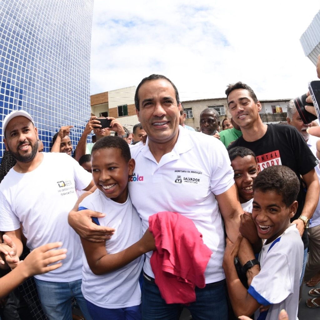 Escola com capacidade para mais de 2 mil alunos é entregue em Salvador: ' maior escola que a Prefeitura já construiu'