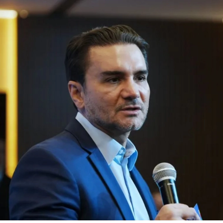 Celso Sabino confirma saída do Ministério do Turismo após pressão de partido