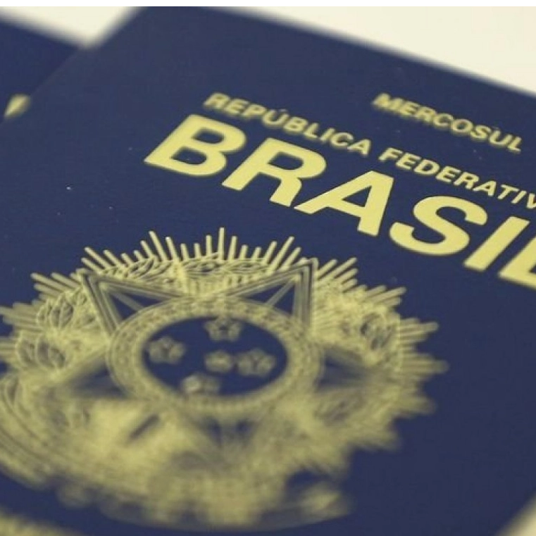 Polícia Federal pode suspender emissão de passaportes por falta de verba