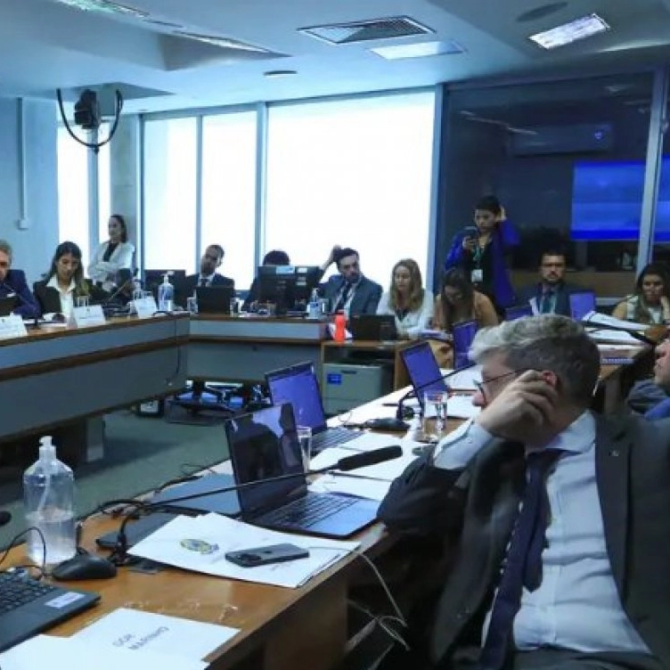 CPMI do INSS adia votação sobre convocação de Jorge Messias