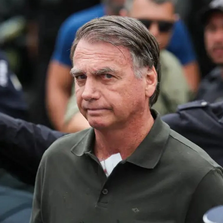 Moraes nega prisão domiciliar a Bolsonaro após alta hospitalar
