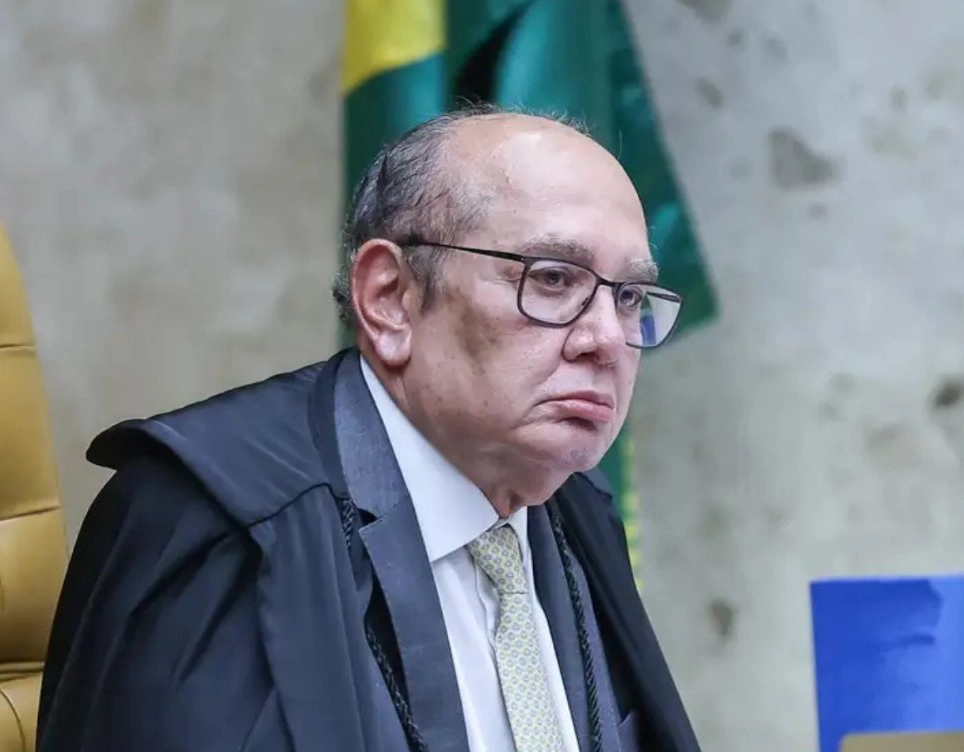 Gilmar Mendes nega pedido de prisão domiciliar para Bolsonaro