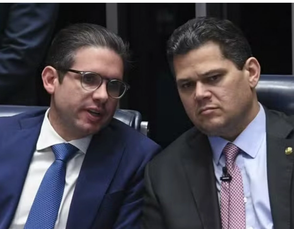 Congresso retoma trabalhos com pressão da oposição por CPI do Banco Master