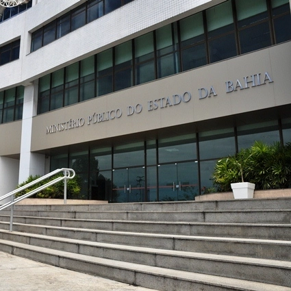 MP-BA denuncia construtora e empresário por crimes ambientais