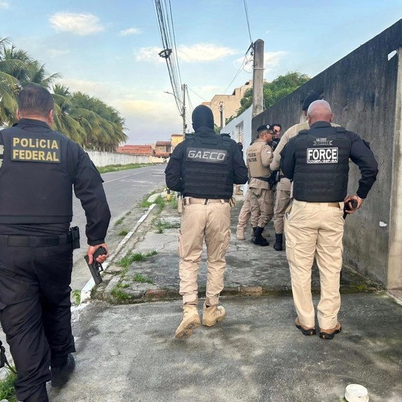 Três PMs ligados ao deputado 'Binho Galinha' são alvos de nova fase da 'El Patrón'