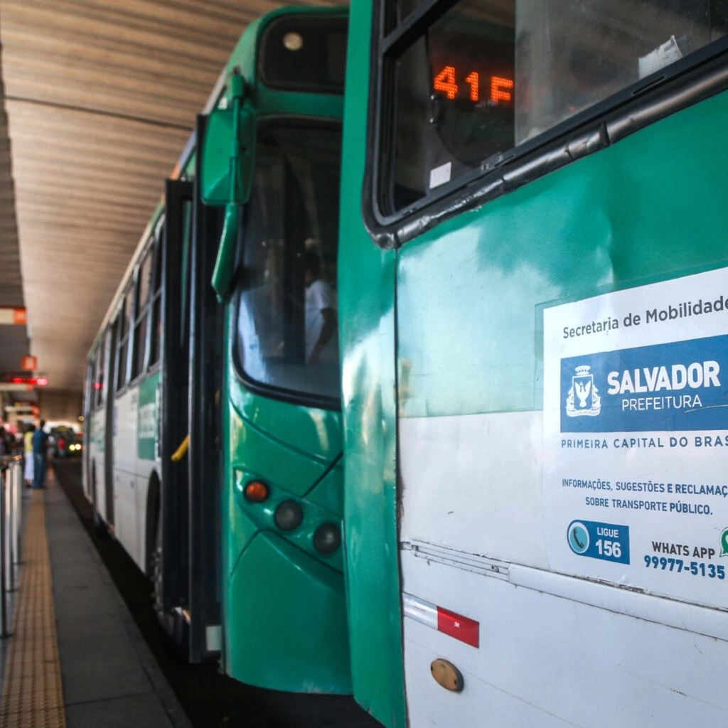 Linhas de ônibus de Salvador passam a ter novo ponto final dentro dos bairros a partir desta terça; entenda