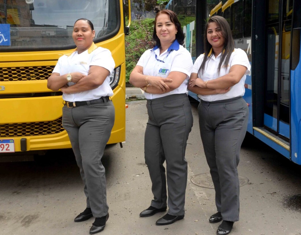Programa ‘Mulheres no Volante’ contrata novas profissionais para o transporte público de Salvador