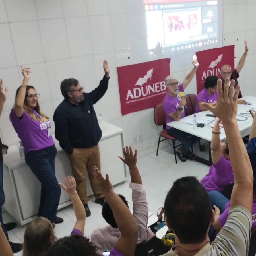 Professores da UNEB rejeitam proposta do governo e aprovam paralisação no dia 11 de setembro