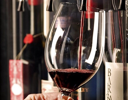 Vinhos em Harmonia – Wine Dispenser: o que é e por que você ainda vai querer uma dessas por perto!