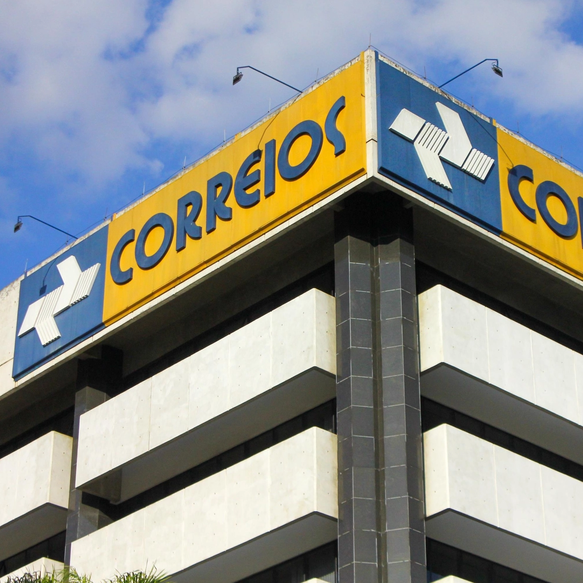 Caixa criará fundo imobiliário para capitalizar os Correios