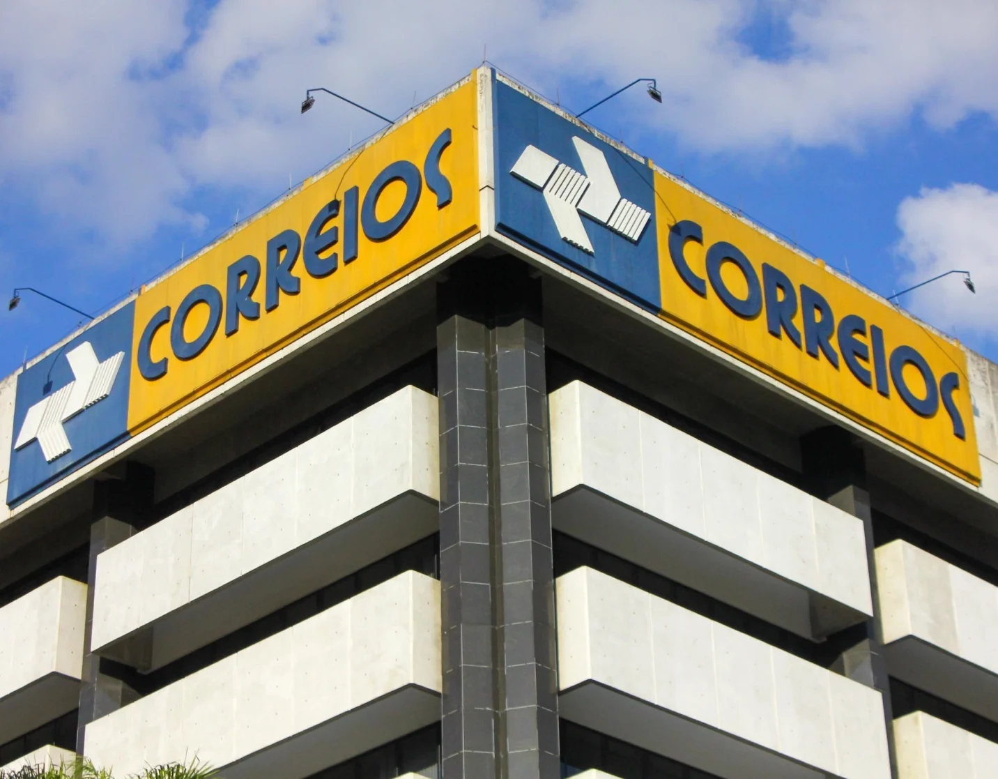 Caixa criará fundo imobiliário para capitalizar os Correios