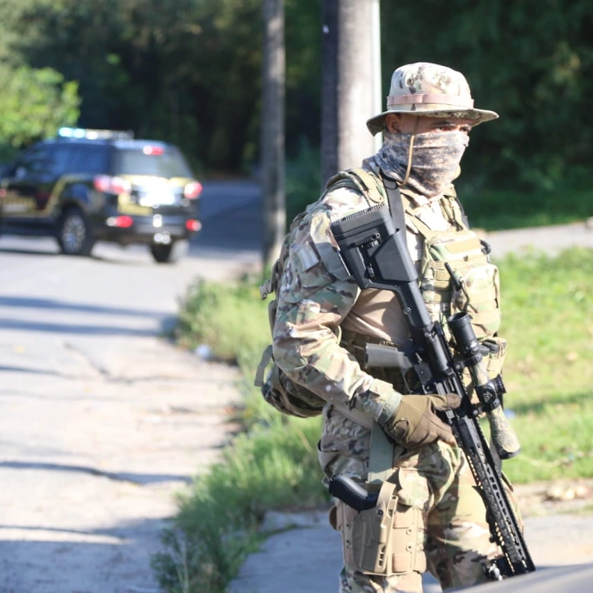 Mar Grande: três morrem durante ação policial para localizar grupo que mostrava armas nas redes sociais