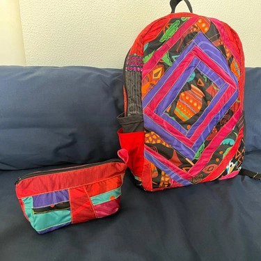 Com objetivo de serem transformados em mochilas para a rede pública de ensino, abadás podem ser doados até segunda-feira