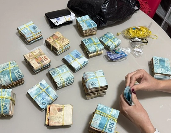 Investigado por relação com o tráfico, vereador de Ubaitaba é preso com R$ 130 mil, valor maior que seu patrimônio declarado