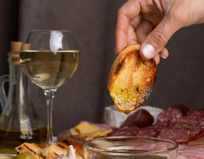 Vinhos em Harmonia – Muito além da mesa: o elo secreto entre azeite e vinho