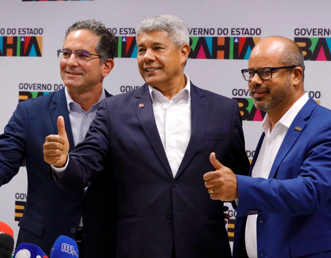 Jerônimo anuncia novos secretários da Administração e Ciência