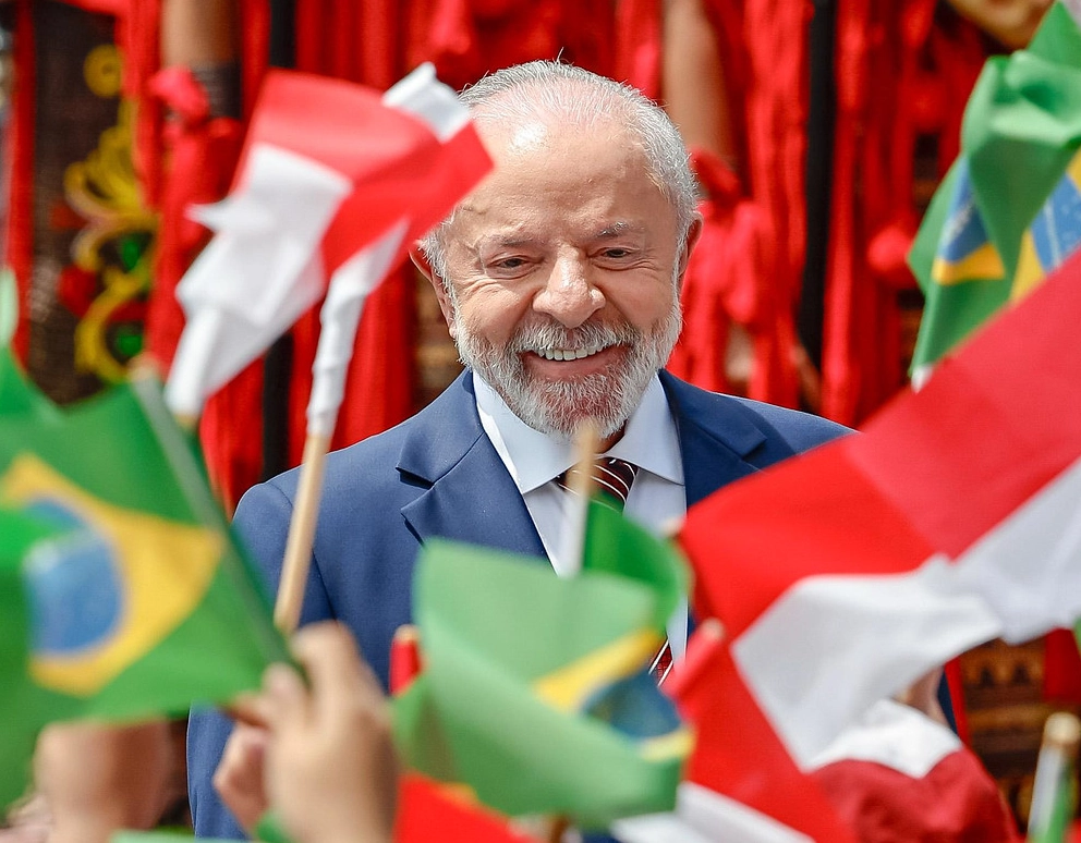 Lula confirma que vai tentar quarto mandato: 'Mesma energia de quando tinha 30 anos'