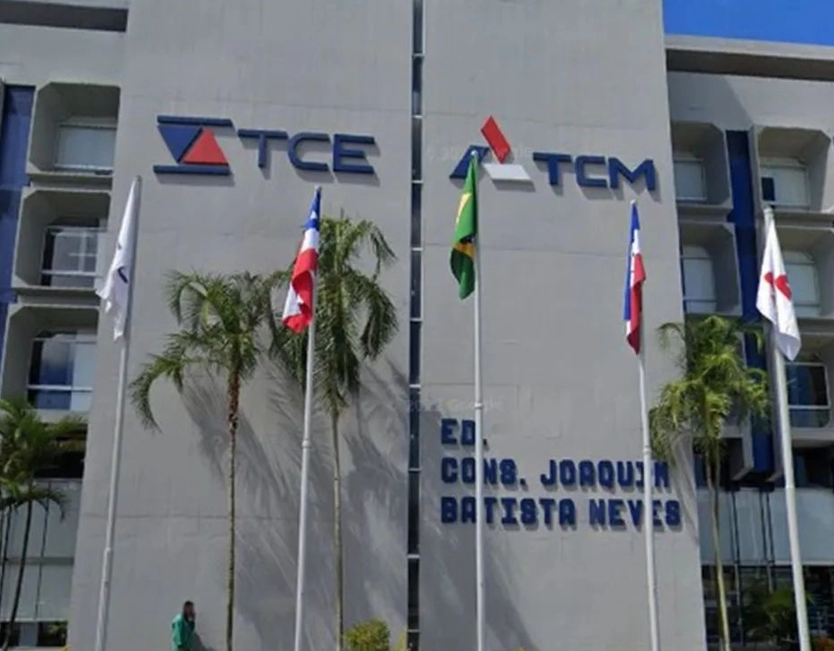 Classificados em concurso do TCM em 2004 podem ter direito ao cargo de analista; entenda