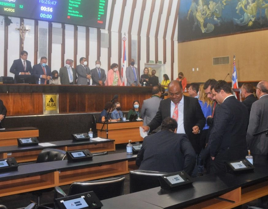 Day AL-BA: Deputados fazem acordo e devem votar projetos próprios nesta quarta-feira