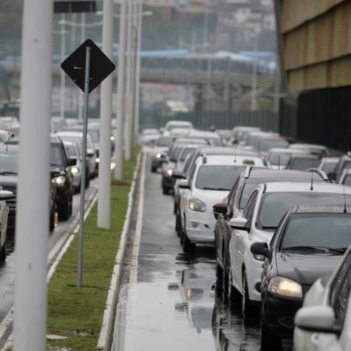 Confira os melhores caminhos para evitar trânsito causado por eventos em Salvador