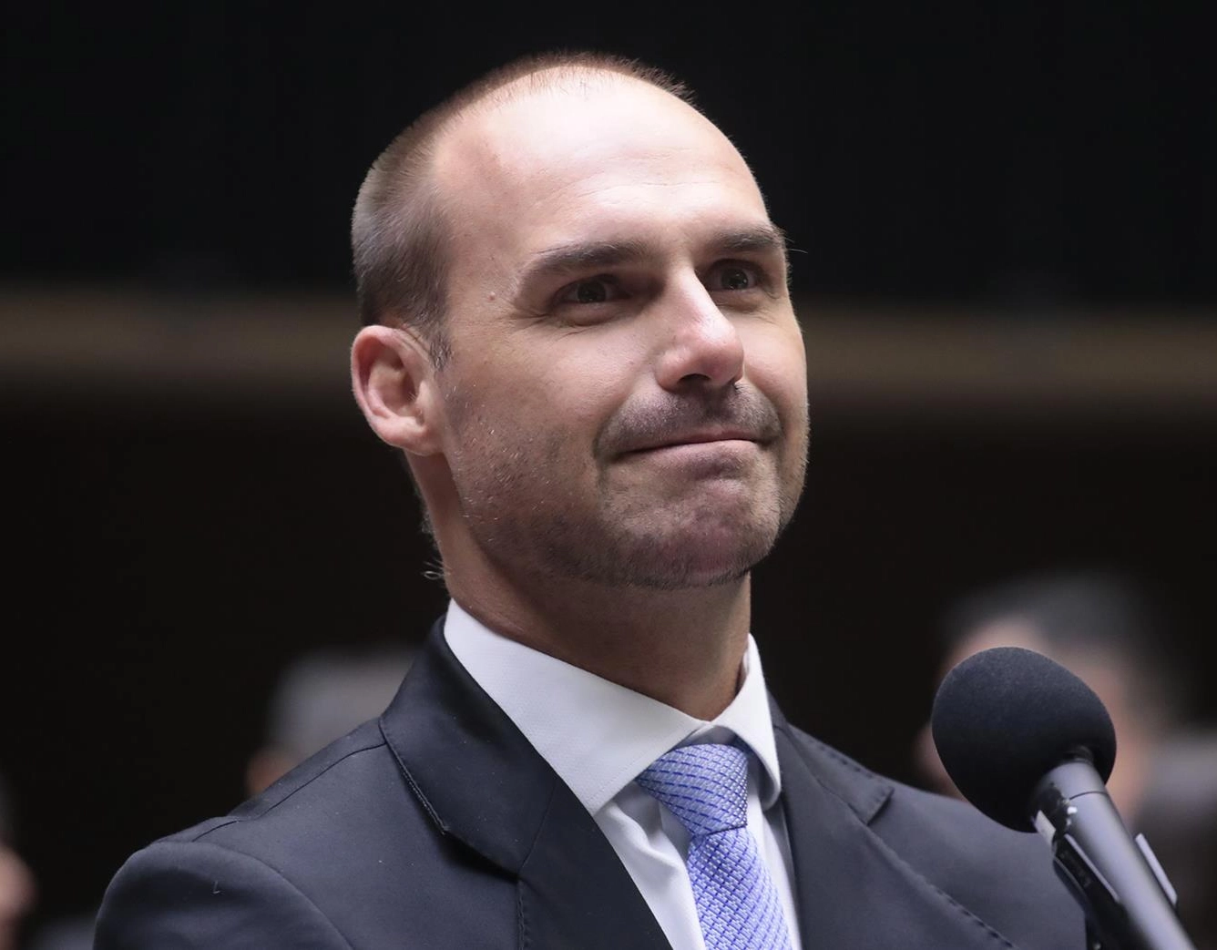 Eduardo Bolsonaro defende anistia e defende que só assim Brasil terá vantagem com Trump