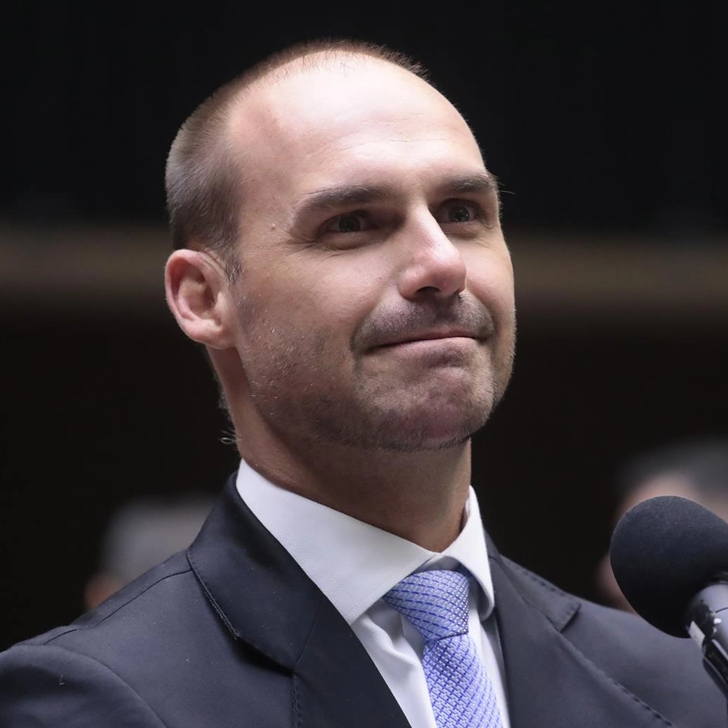 Eduardo Bolsonaro defende anistia e defende que só assim Brasil terá vantagem com Trump