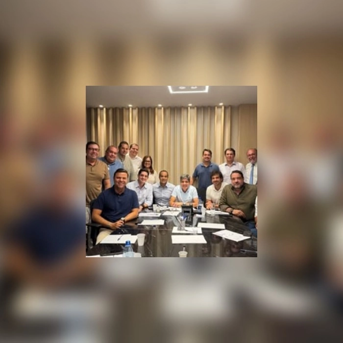 Geddel sobre foto postada por ACM Neto: 'Elite branca baiana'