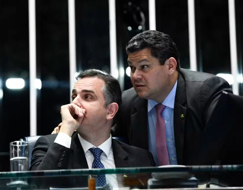 PT decide apoiar Davi Alcolumbre na disputa pela presidência do Senado