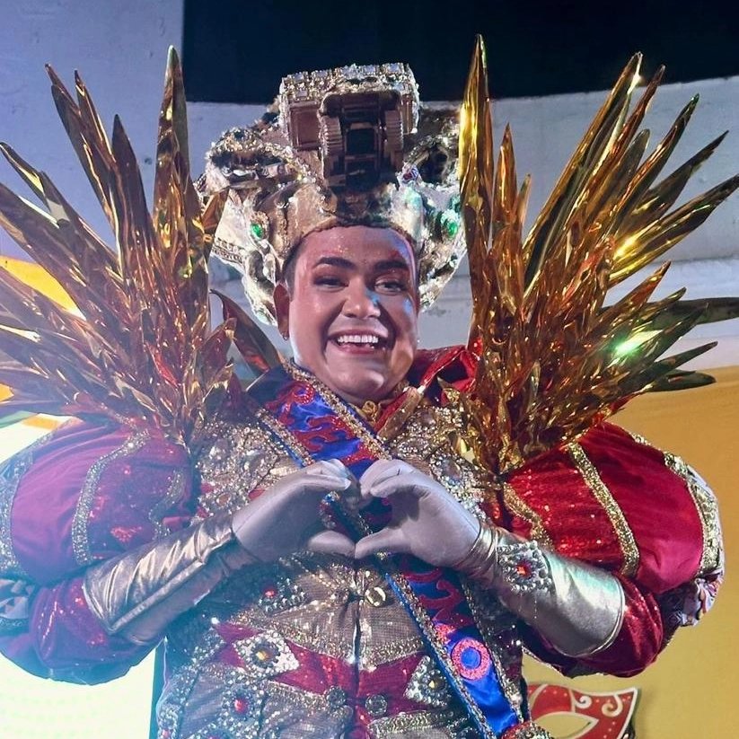 Alan Nery é reeleito Rei Momo do Carnaval 2024