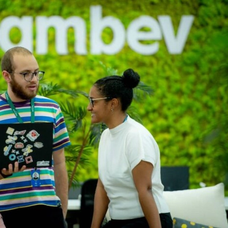 Ambev abre inscrições para programas de trainee e estágio