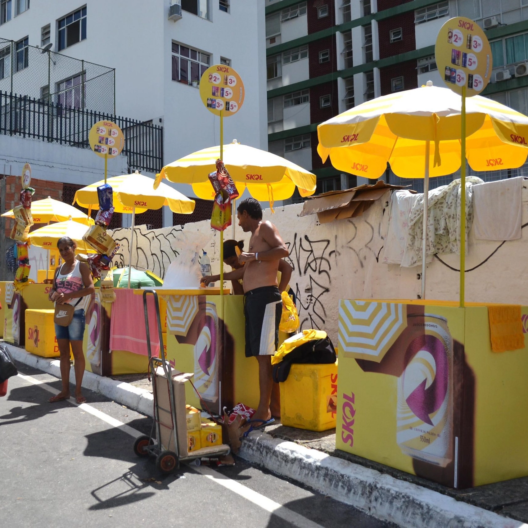 Abertas inscrições para trabalhadores ambulantes em festas de Salvador