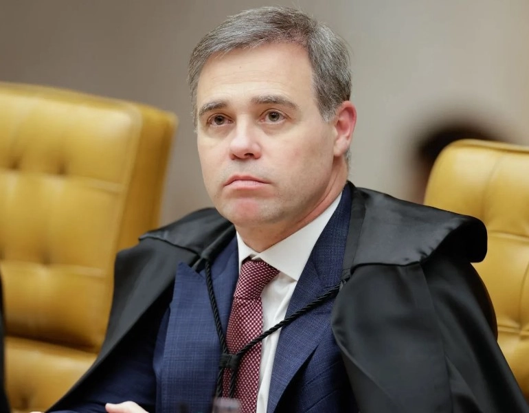 André Mendonça pede destaque e recurso de Collor vai ao plenário físico do STF