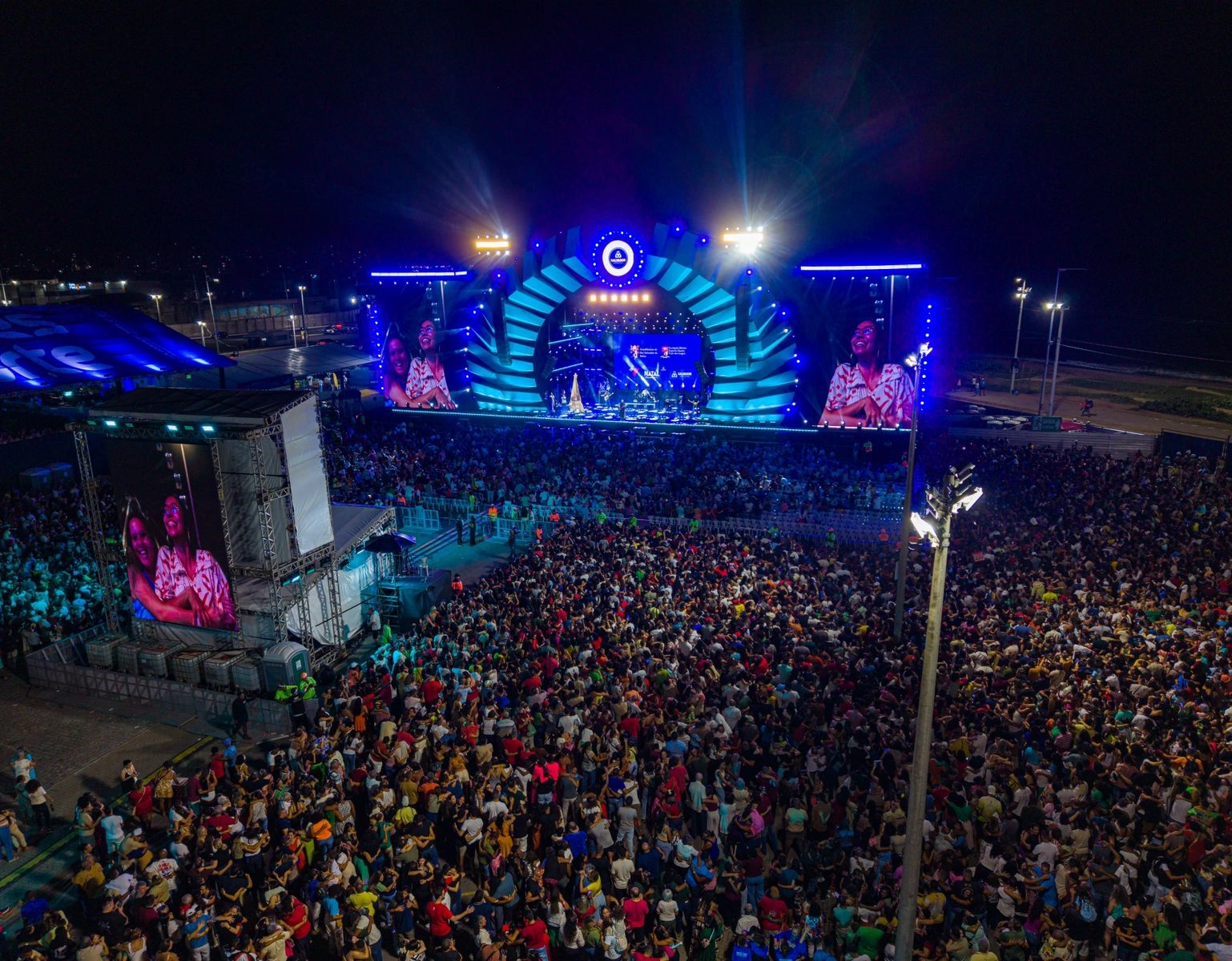 Claudia Leitte, Simone Mendes e Pablo comandam domingo do Festival Virada Salvador