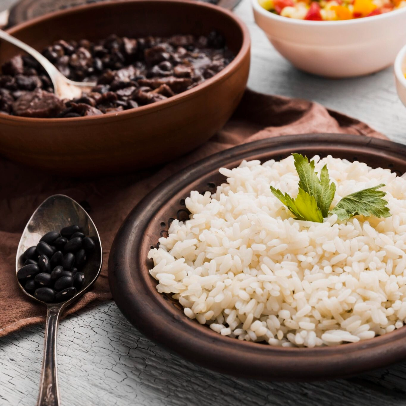 Arroz e feijão têm queda de preços no Brasil