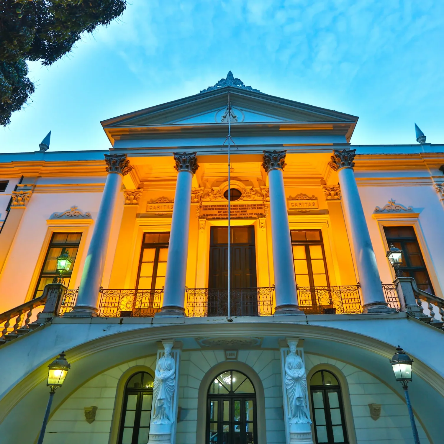 Familiares denunciam descaso em UTI do Hospital Santa Izabel, em Salvador