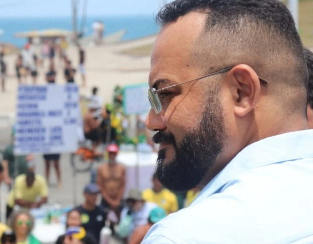 Deputado Leandro de Jesus convoca manifestação na Barra em memória de patriota morto na Papuda