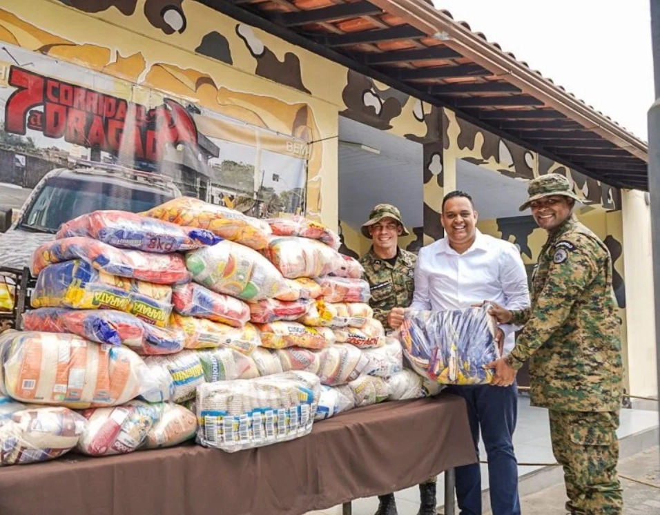 Bahia Sem Fome recebe uma tonelada de alimentos arrecadados pela Polícia Militar