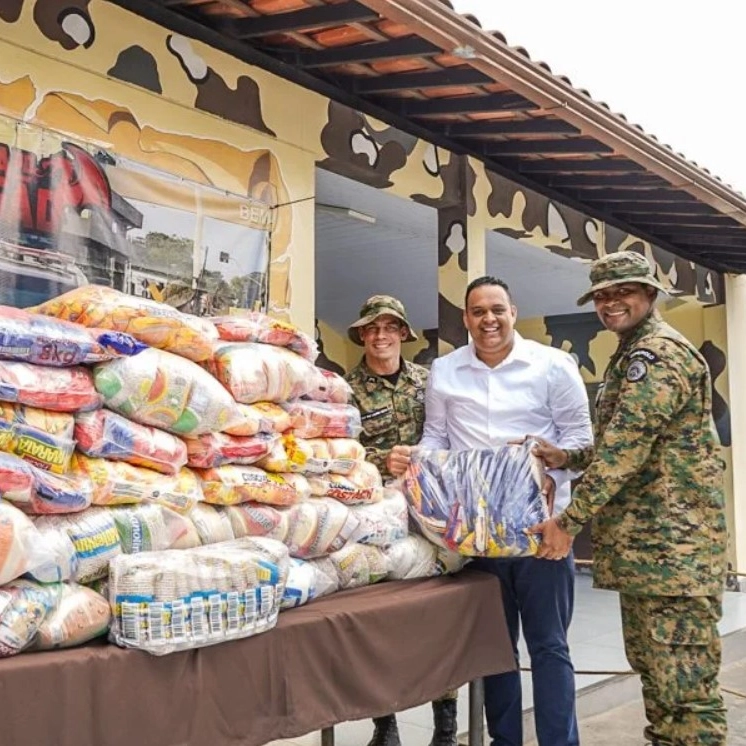 Bahia Sem Fome recebe uma tonelada de alimentos arrecadados pela Polícia Militar