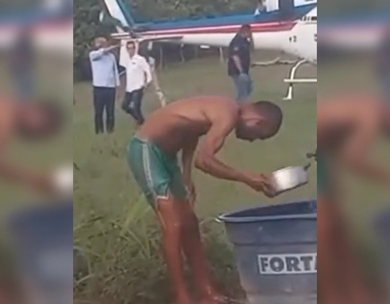 'E vai endoidar?': homem toma banho na frente de Jerônimo Rodrigues e vídeo viraliza