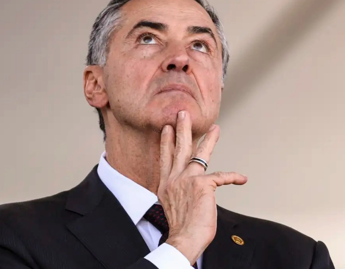 Barroso diz que julgamento de Bolsonaro será 'sereno e dentro da Constituição'
