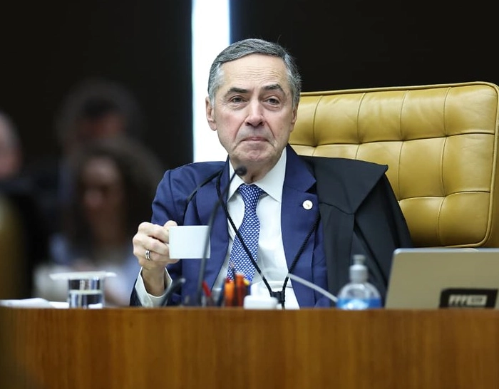 Luís Roberto Barroso anuncia aposentadoria antecipada do STF: 'Novos rumos''