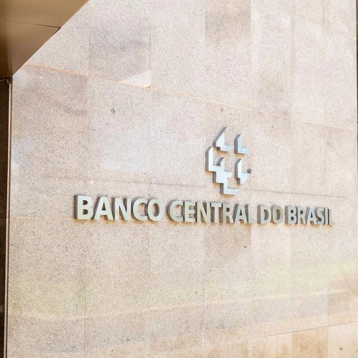 Banco Central anuncia moeda de R$ 5 em comemoração aos 200 anos da primeira constituição