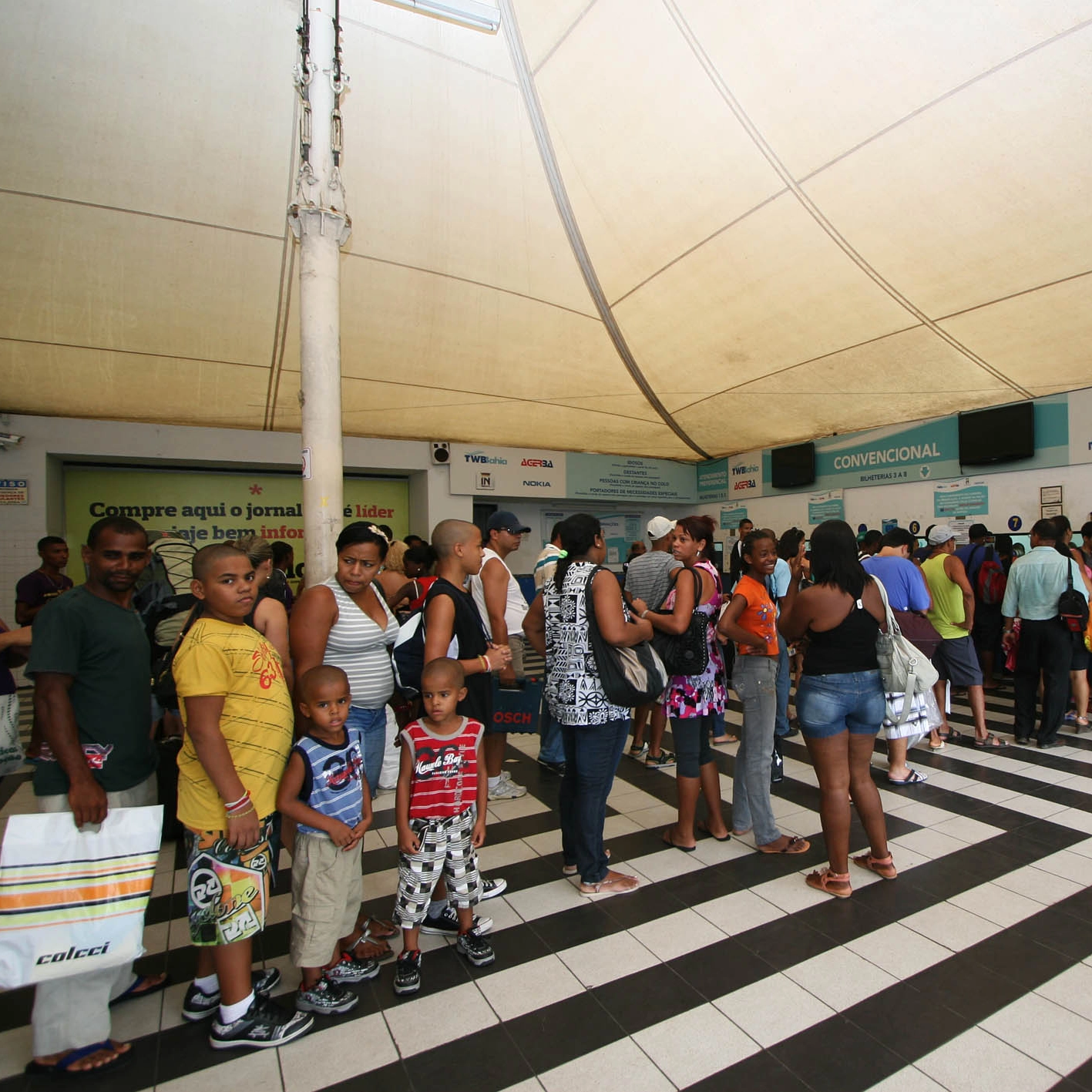 Briga generalizada é registrada no terminal São Joaquim; assista