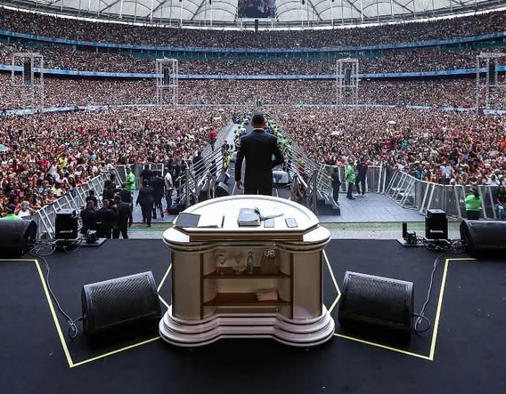 Evento com Bispo Bruno Leonardo terá operação especial de transporte em Salvador