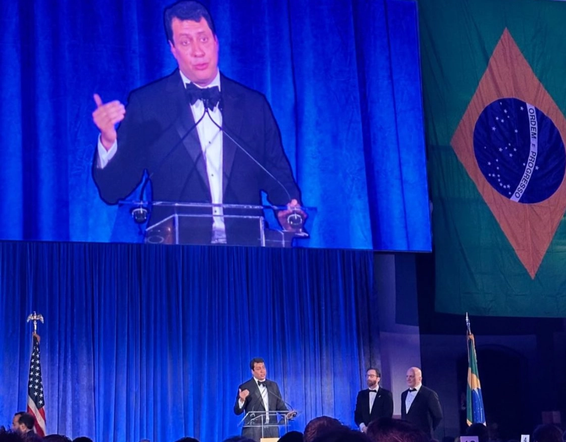 Baiano recebe prêmio de Personalidade do Ano em Nova York