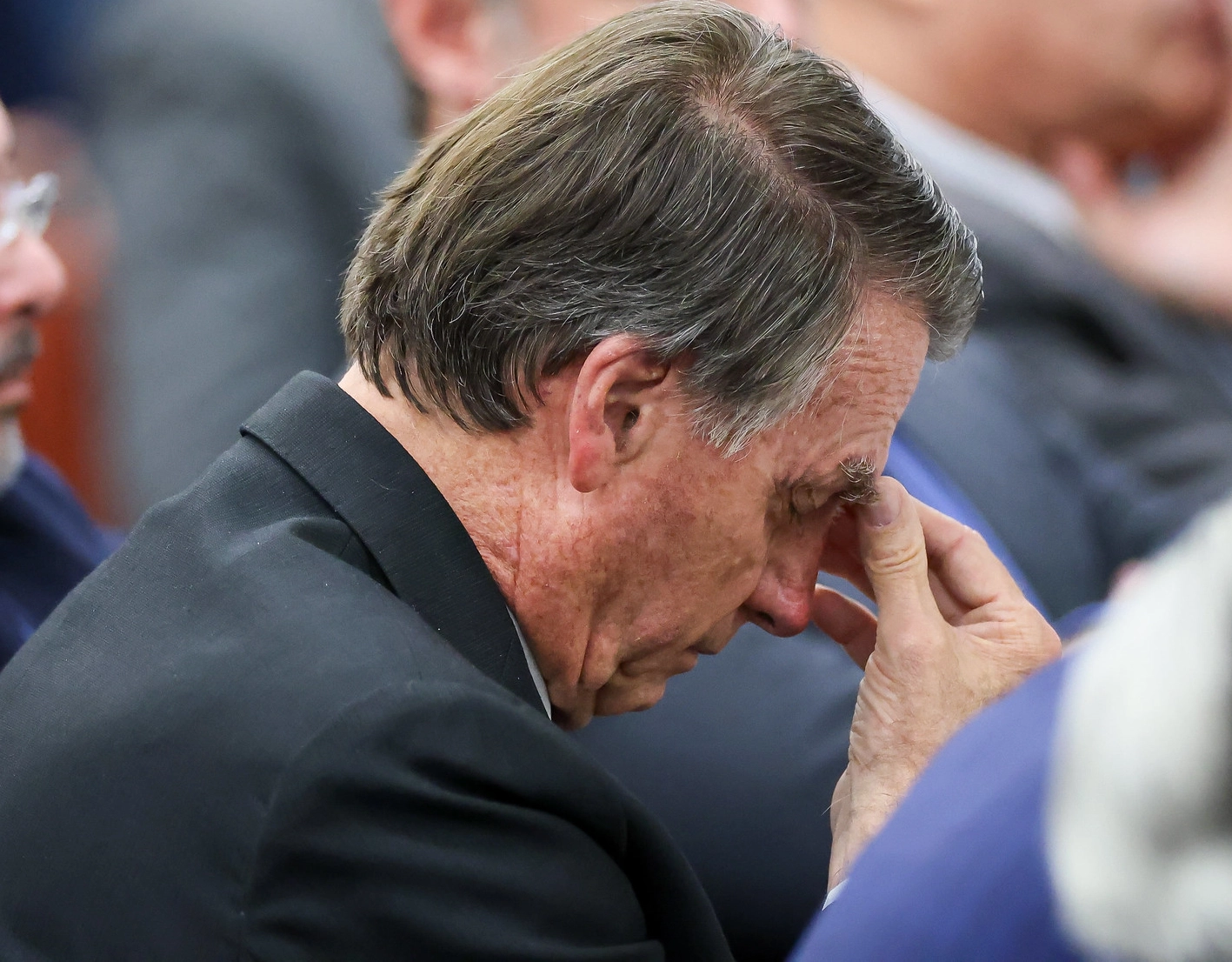 Indisposto, Bolsonaro deixa Goiás antes do previsto e revela: 'Vomito dez vezes por dia'