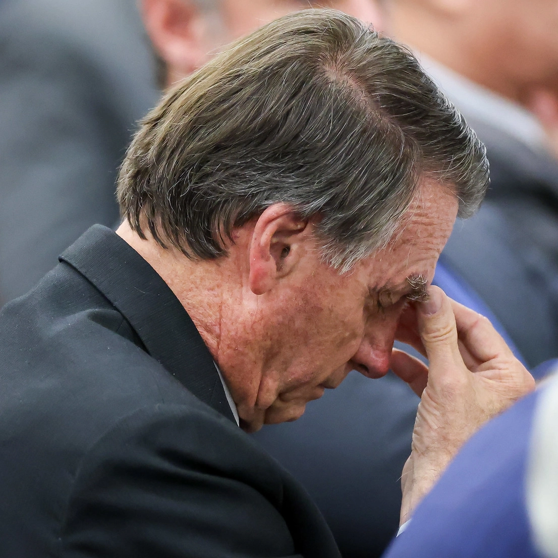 Indisposto, Bolsonaro deixa Goiás antes do previsto e revela: 'Vomito dez vezes por dia'